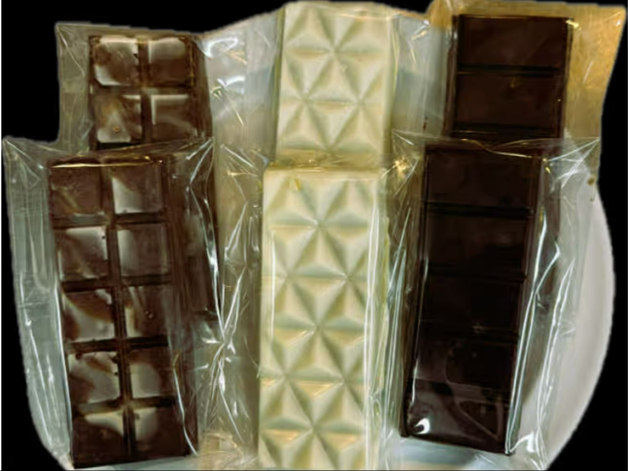 Dubai Chocolate Bar Medium.