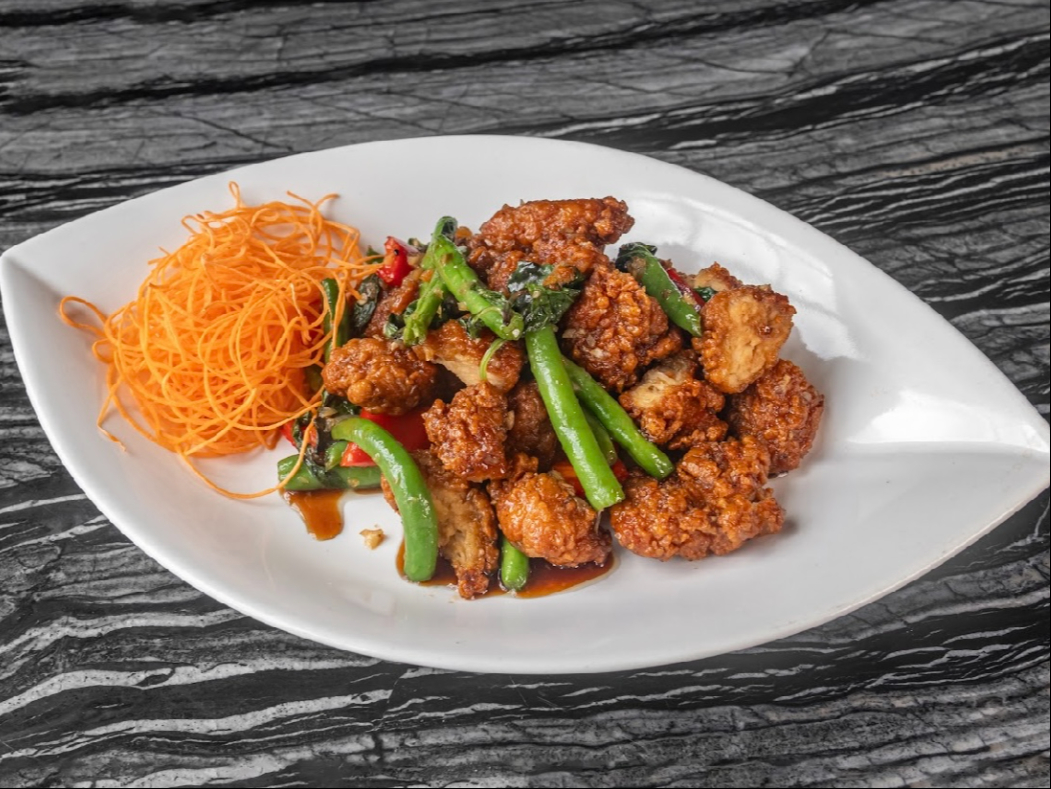 Crispy Garlic Chicken.