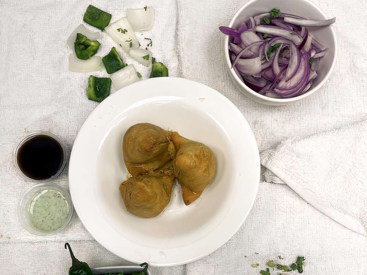 Veg Samosa.