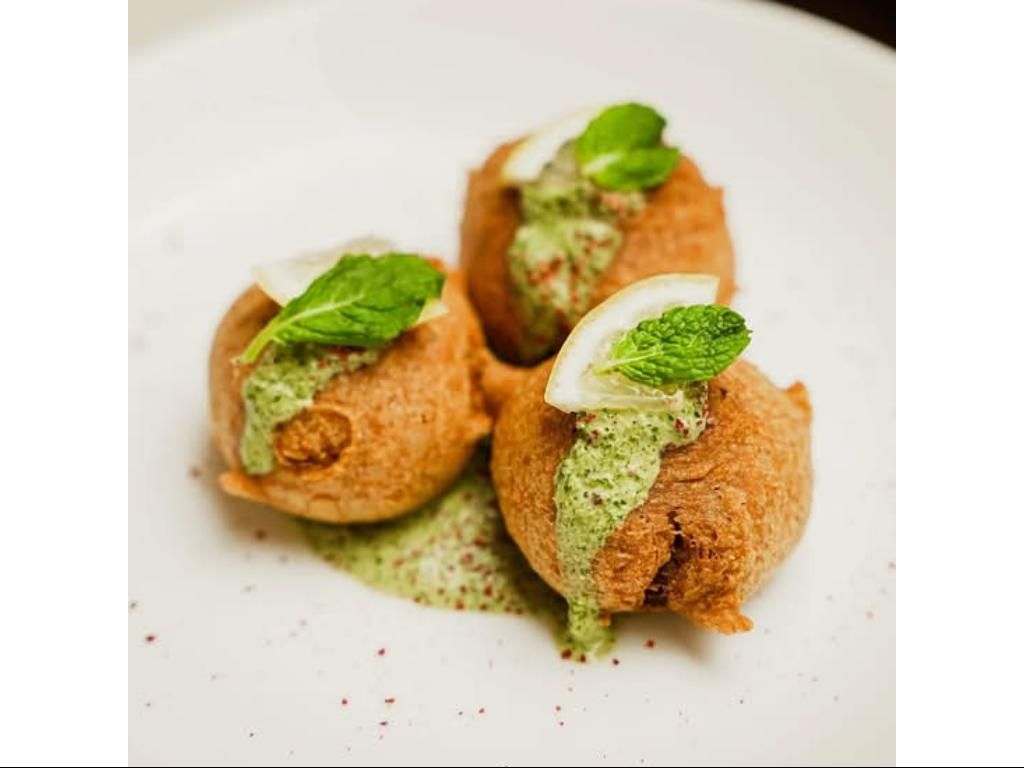 Aloo Bonda (4 pc).