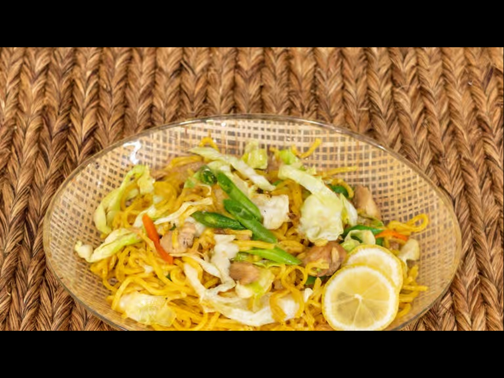 PANCIT CANTON.