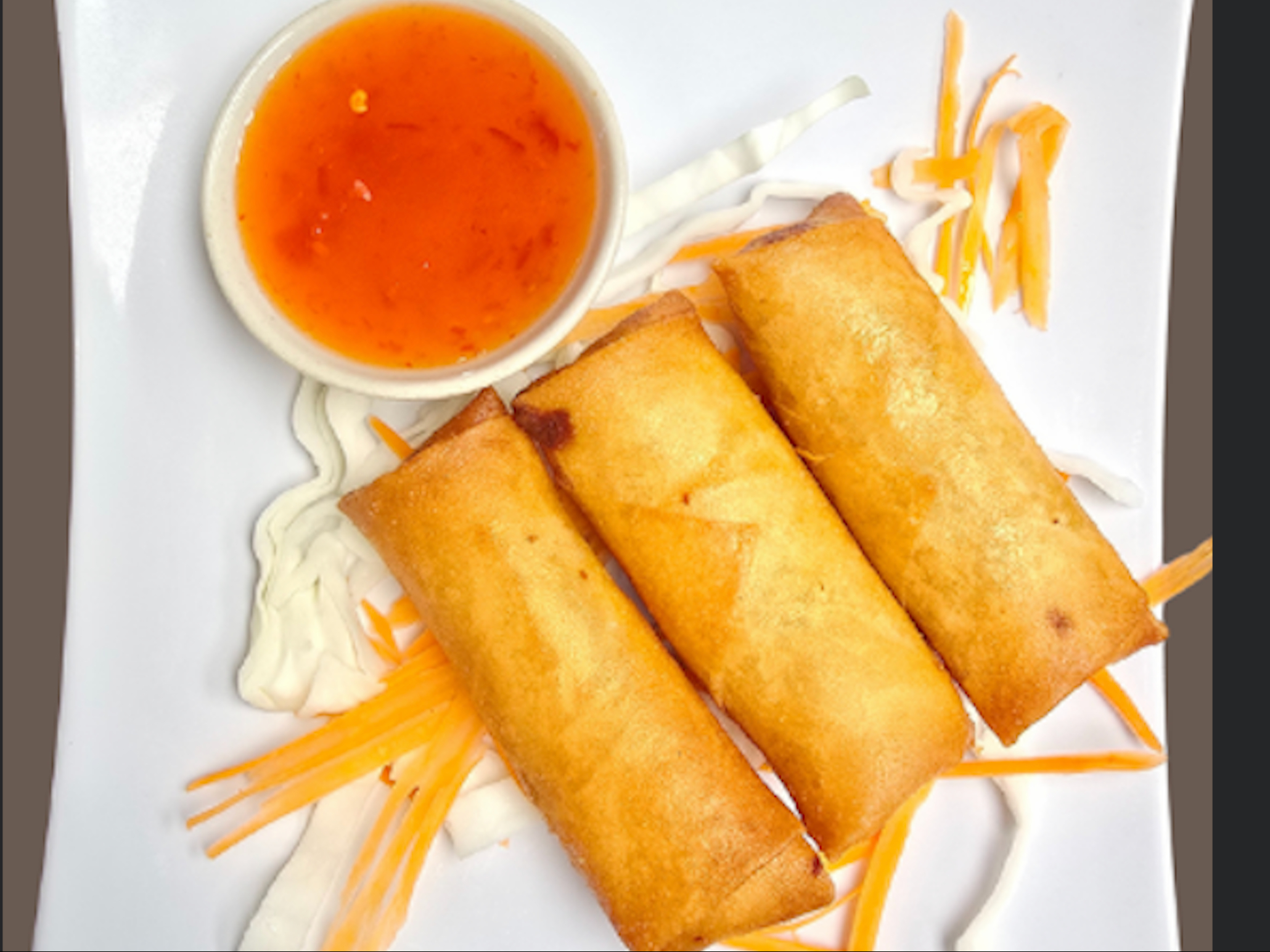 Chicken Spring Roll (3 ct).