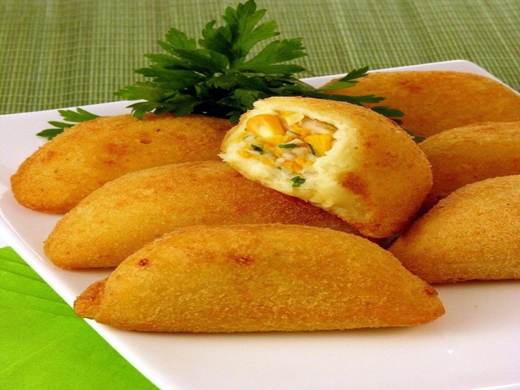 *Risole Milho Queijo.