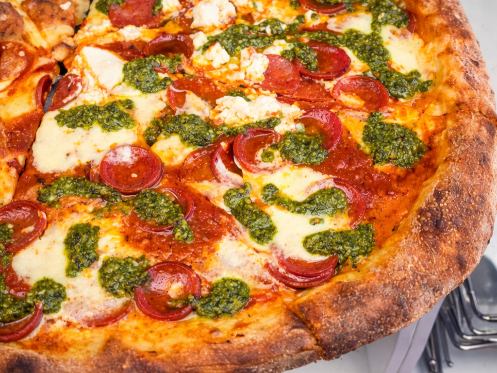 Pesto Pep Pie (Large 18").