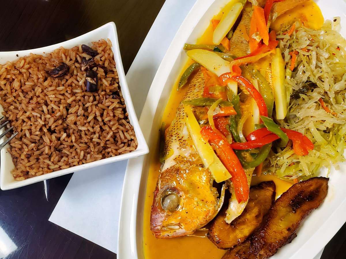 Medium Whole Snapper Only.