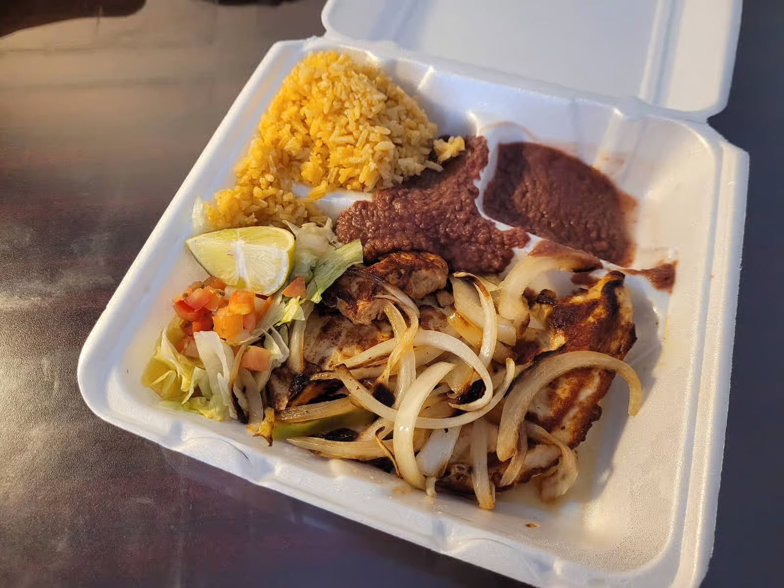 Pechuga De Pollo Asado Dinner