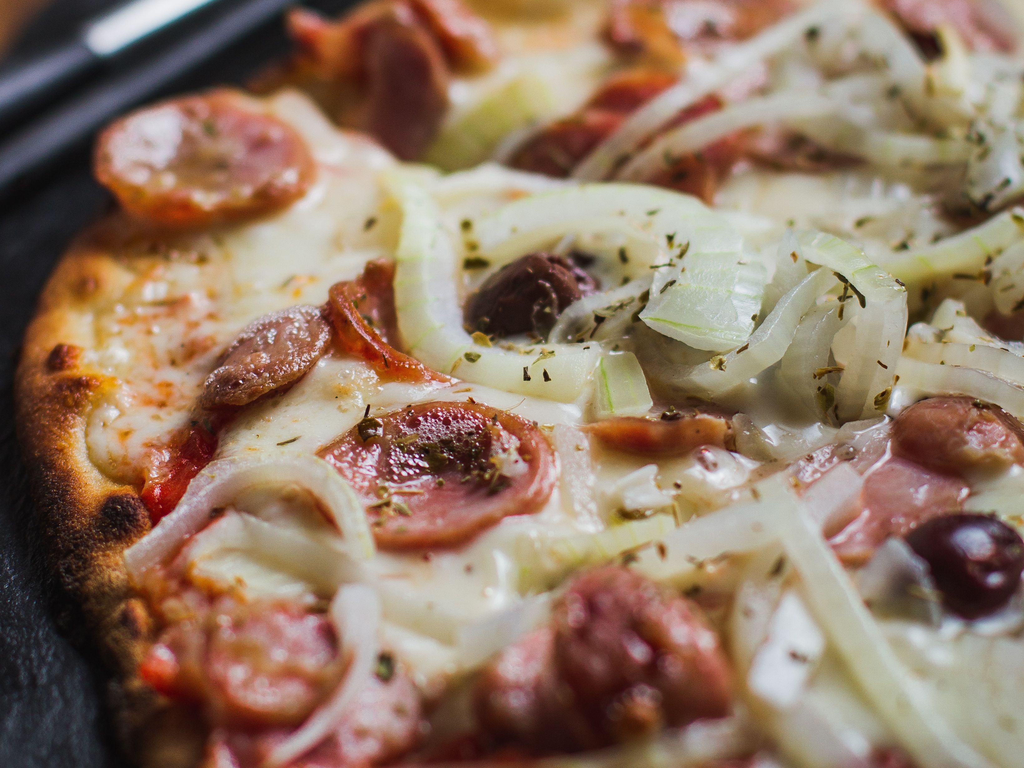 Calabresa Pizza 8 inch.