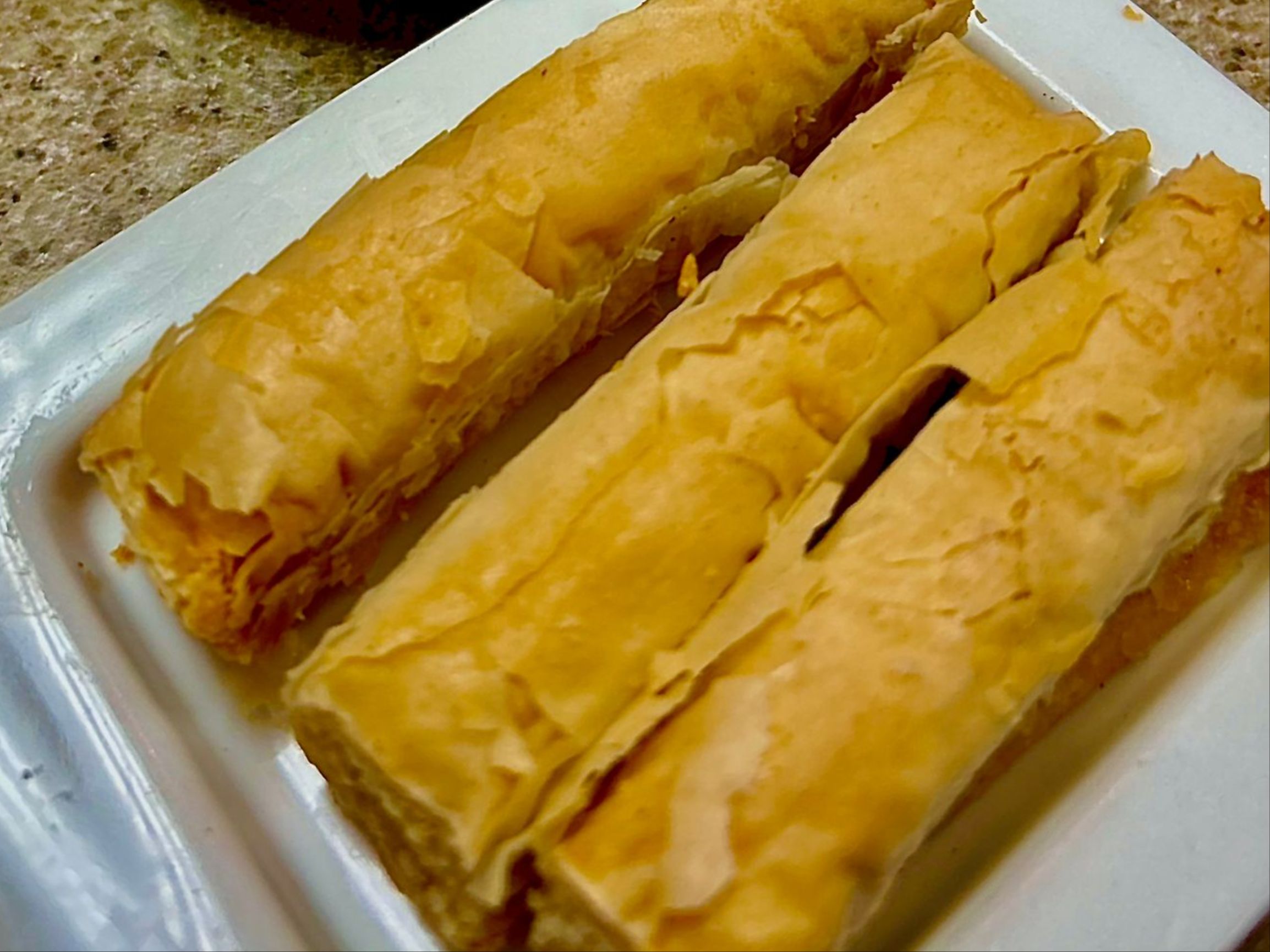 Cashew Fingers Baklava (1pc)