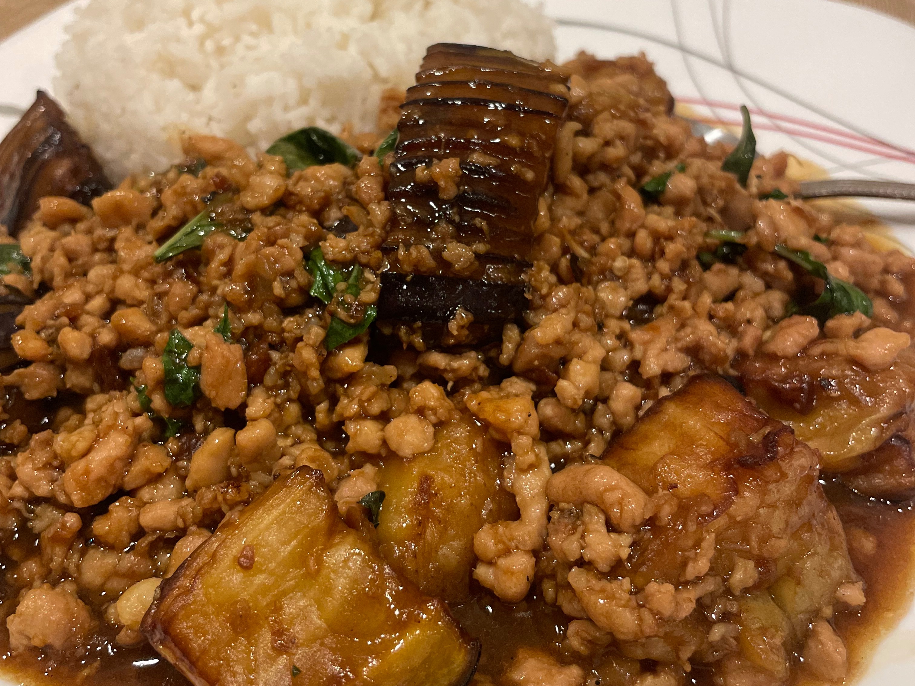 Pad Ma Kher (Minced Chicken).