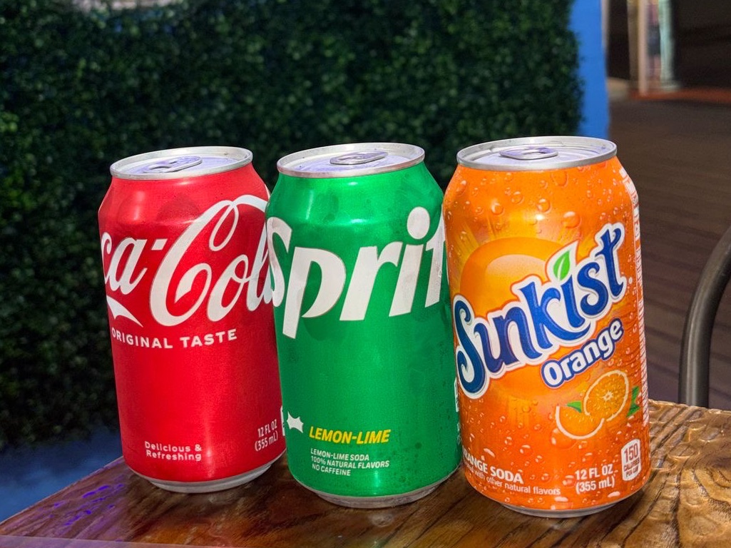 Can Sodas.