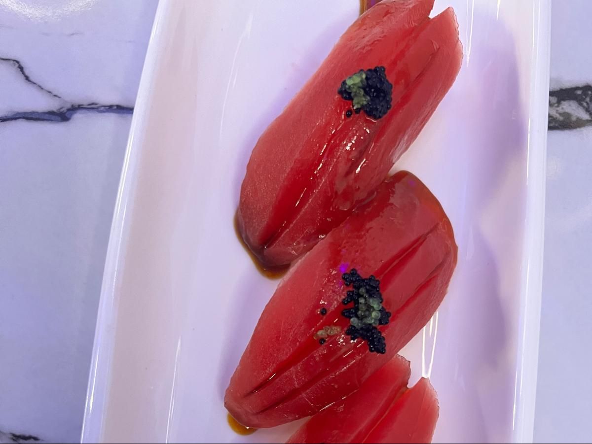 70/ Tuna Tow Piec. (Nigiri)