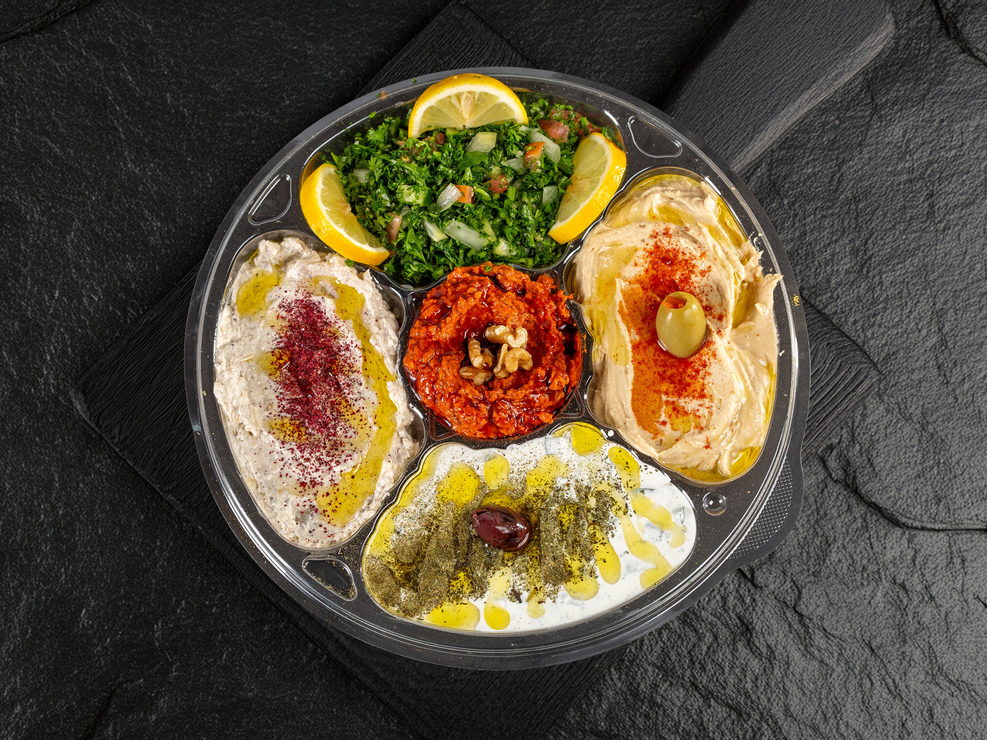 Large Mix Plate / طبق مشكل كبير.