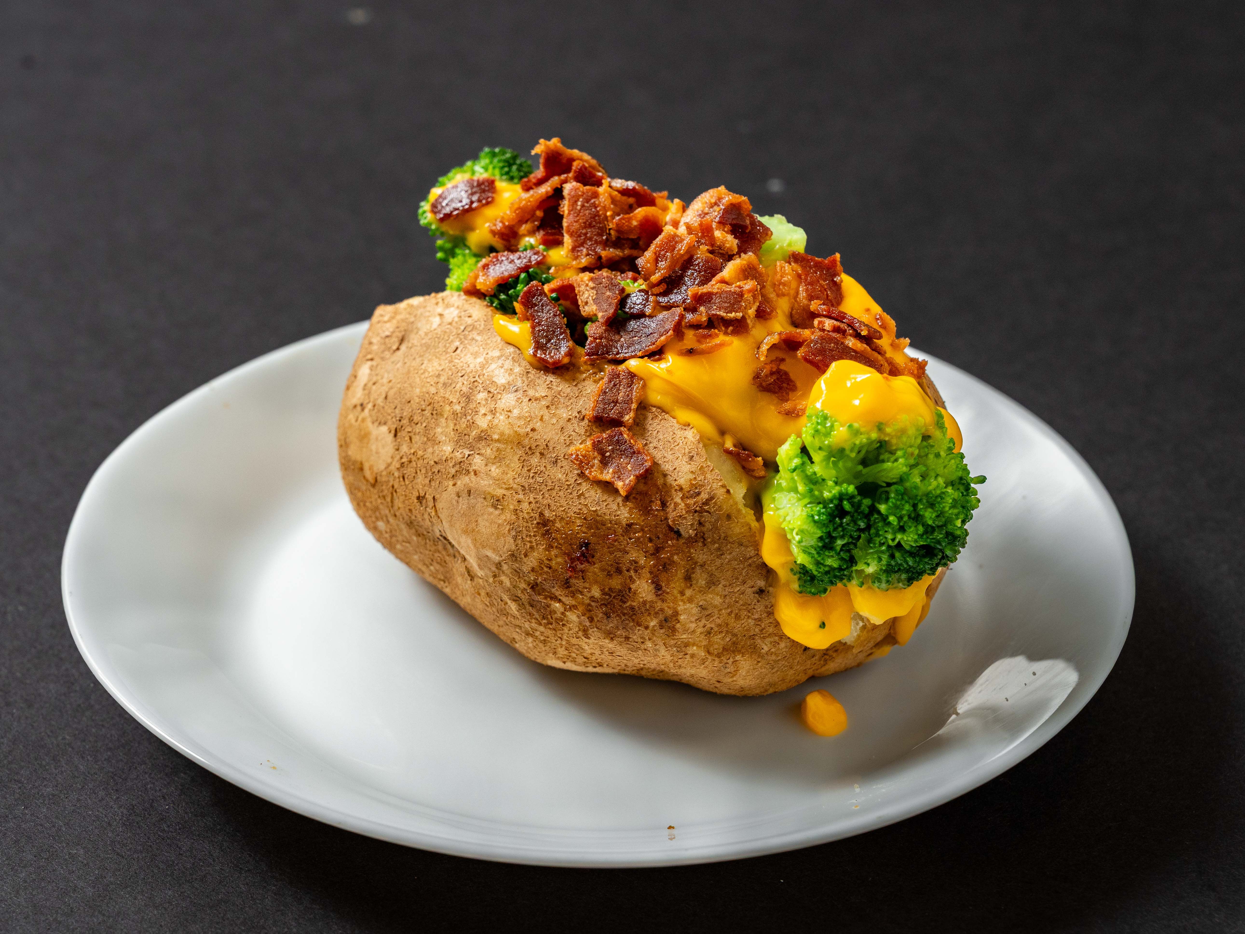 34. Bacon & Broccoli & Cheese Potato.