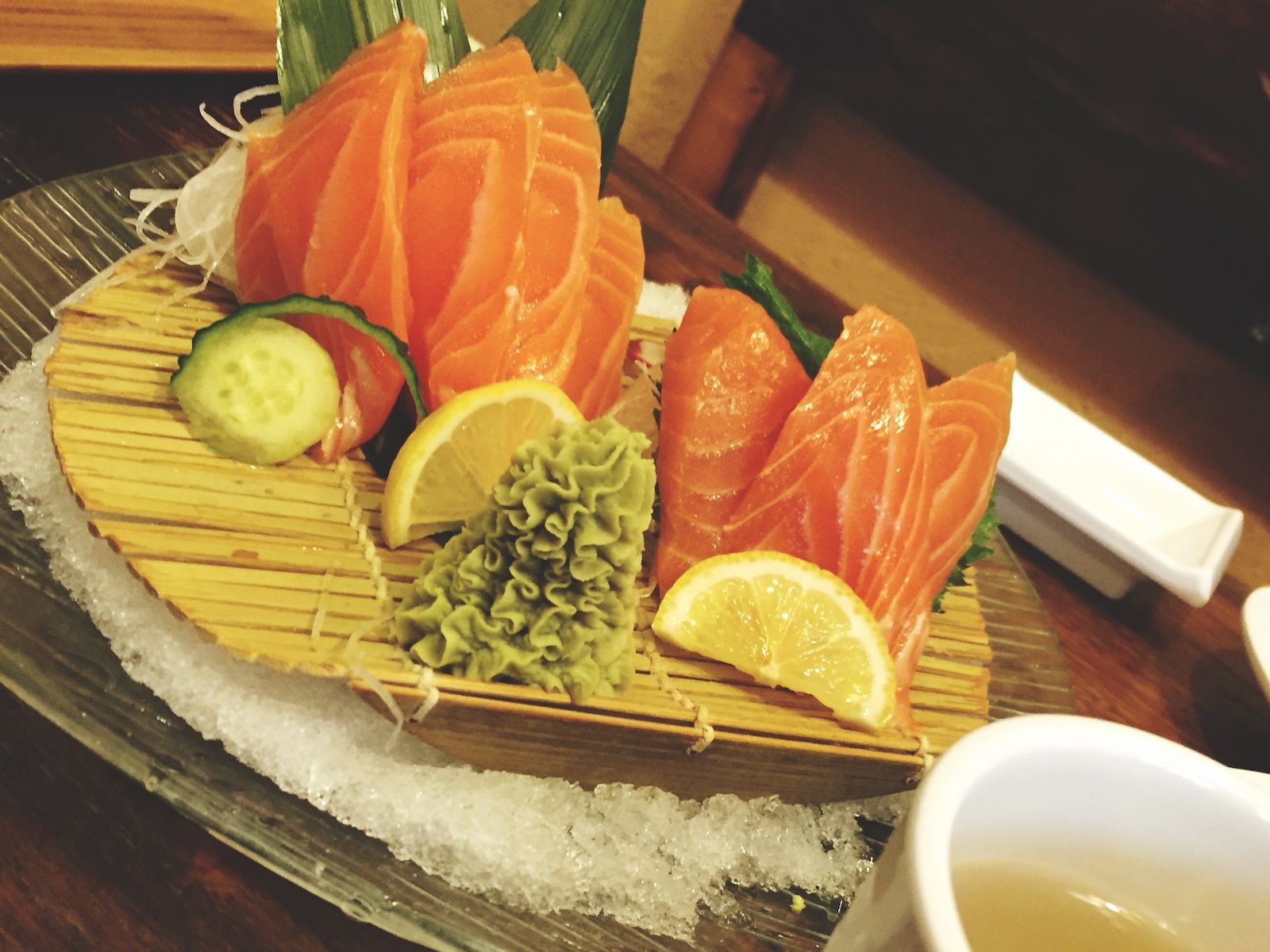 Savor Fresh Sashimi and Seafood Delights
