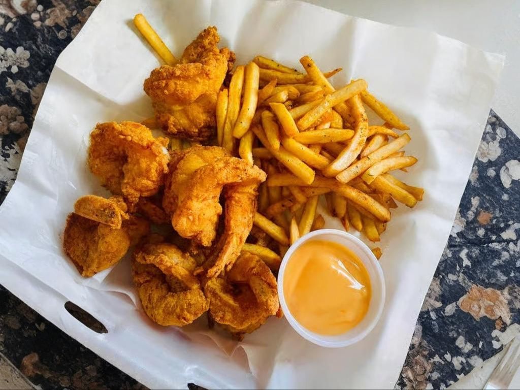 Fried Colossal Shrimp Combo
