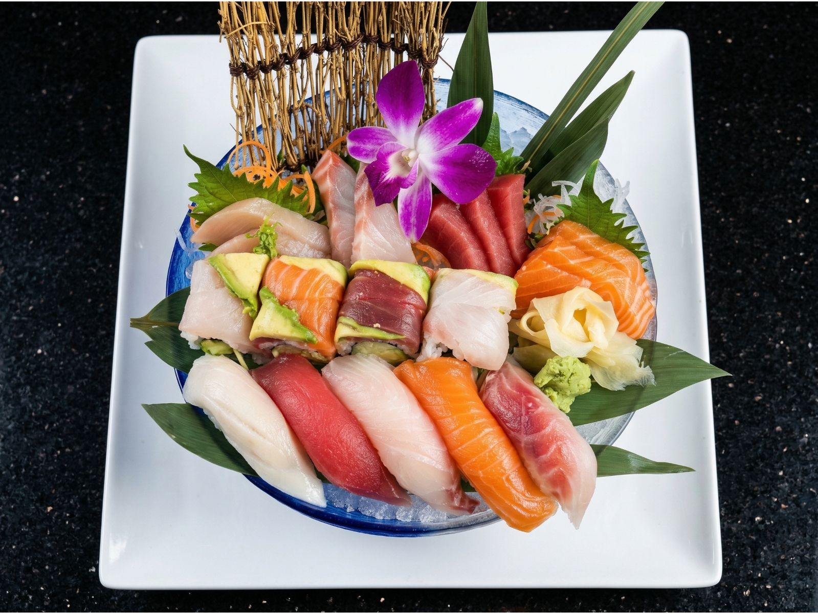 Sushi & Sashimi Combo*.