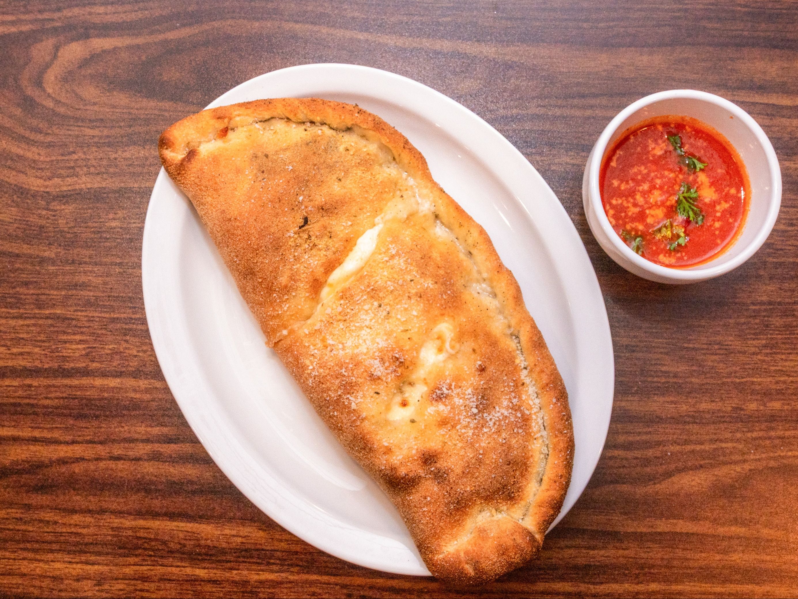 Tony Calzone (Large).