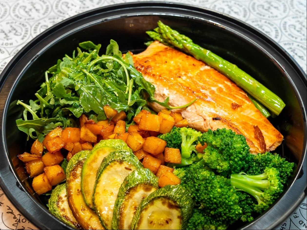 Grill & Greens Platter Bowl - Catering(Min. 10 People)