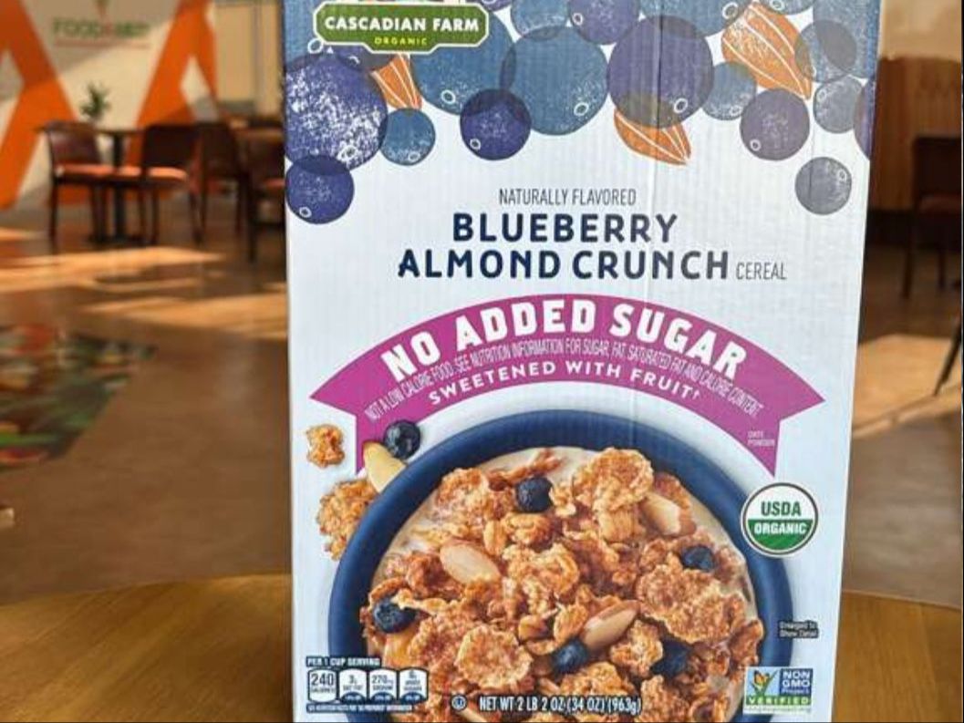 Blueberry Almond Cruch Cascadian Farm.
