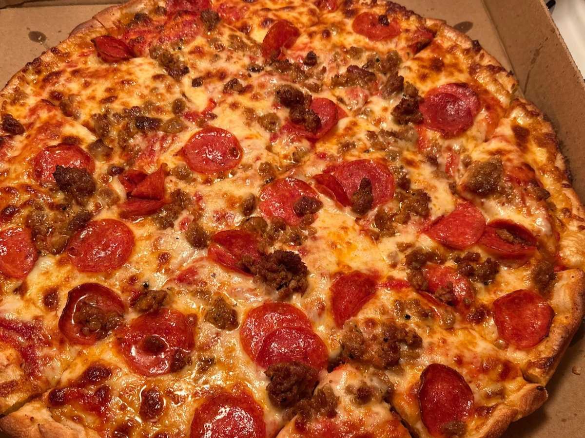 SB Large 2 Topping & 30 Bone In Wings