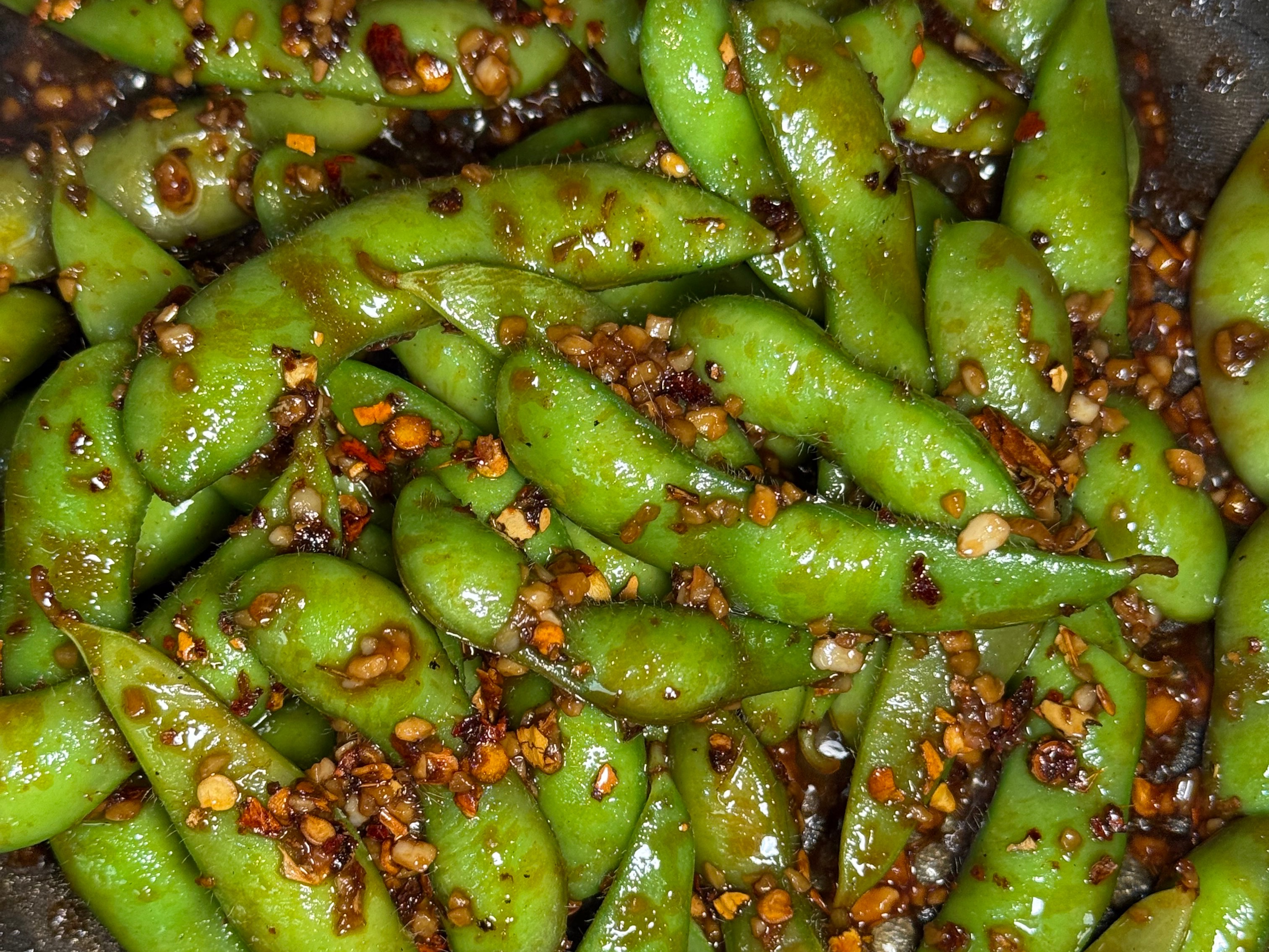 EDAMAME SPICY GARLIC.