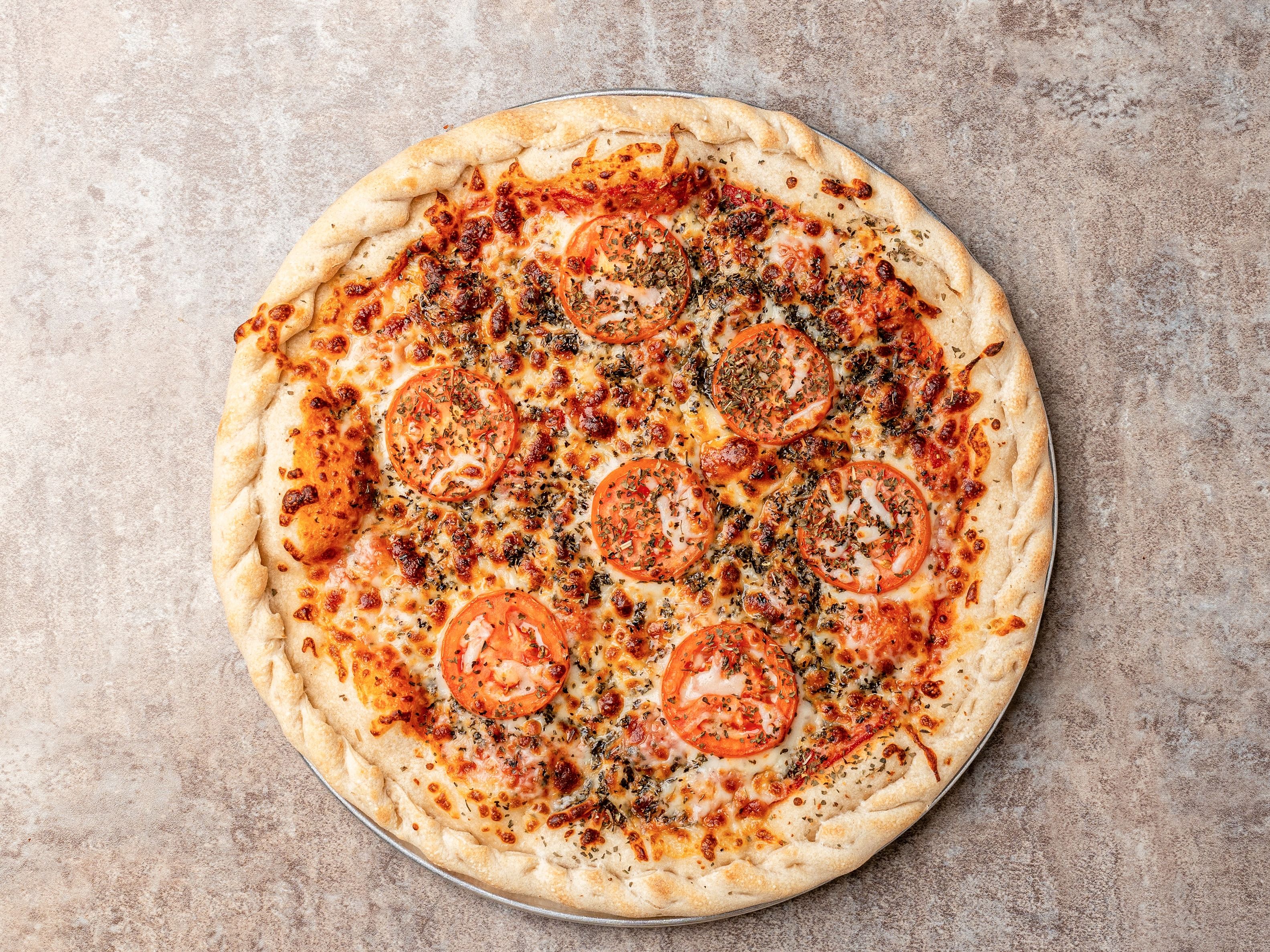 Medium Margherita Pizza.