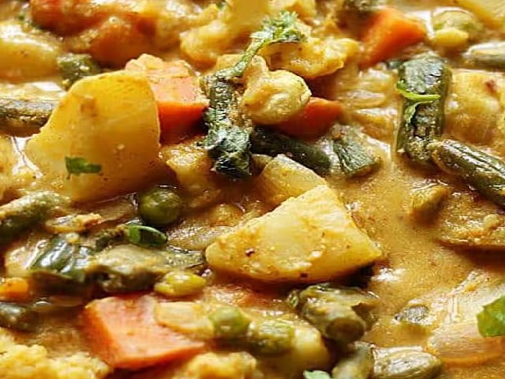Veg Qorma.