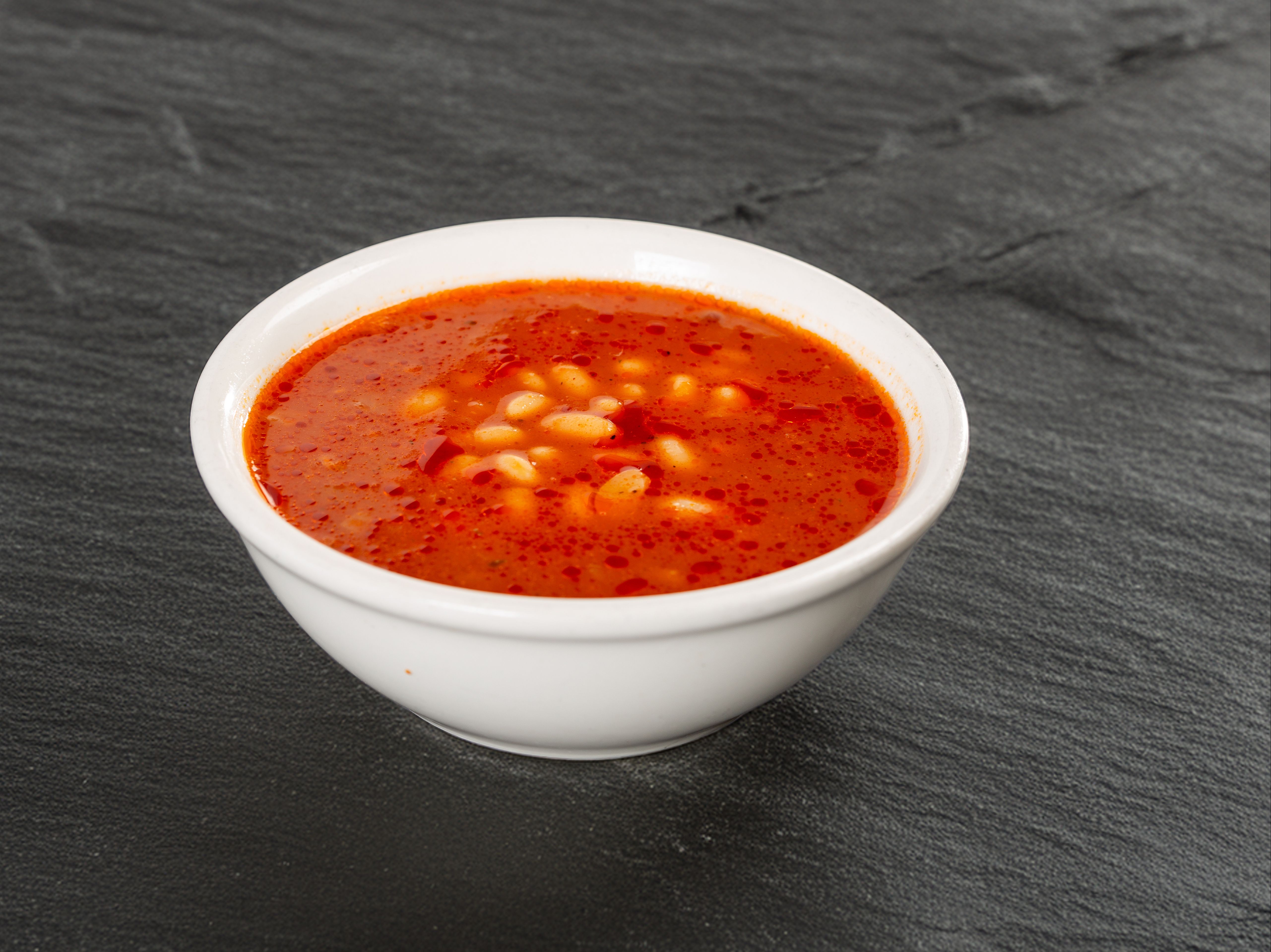 White Beans Stew / يخنة فاصوليا بيضاء.