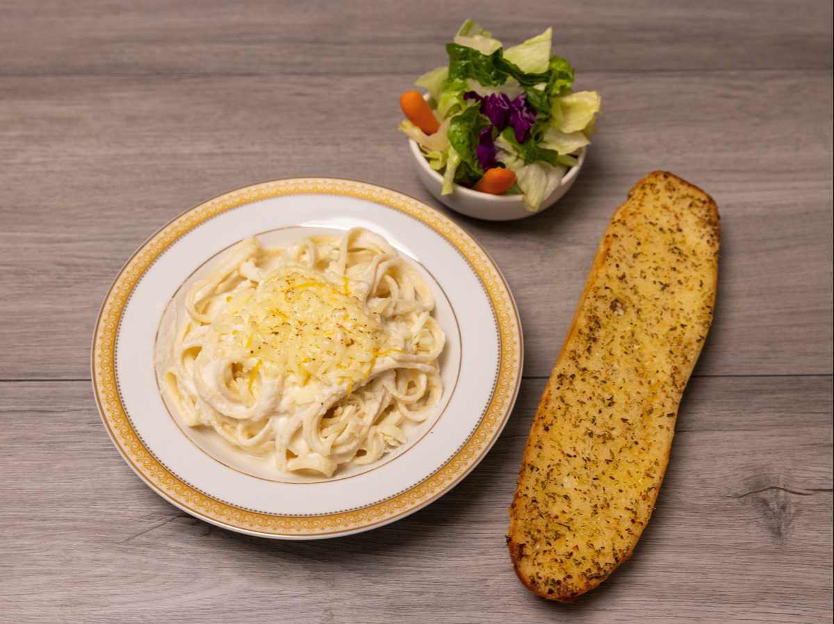 Fettuccini Alfredo.