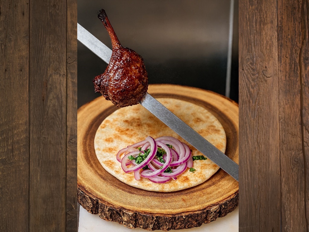 Lamb Chop (1 piece).