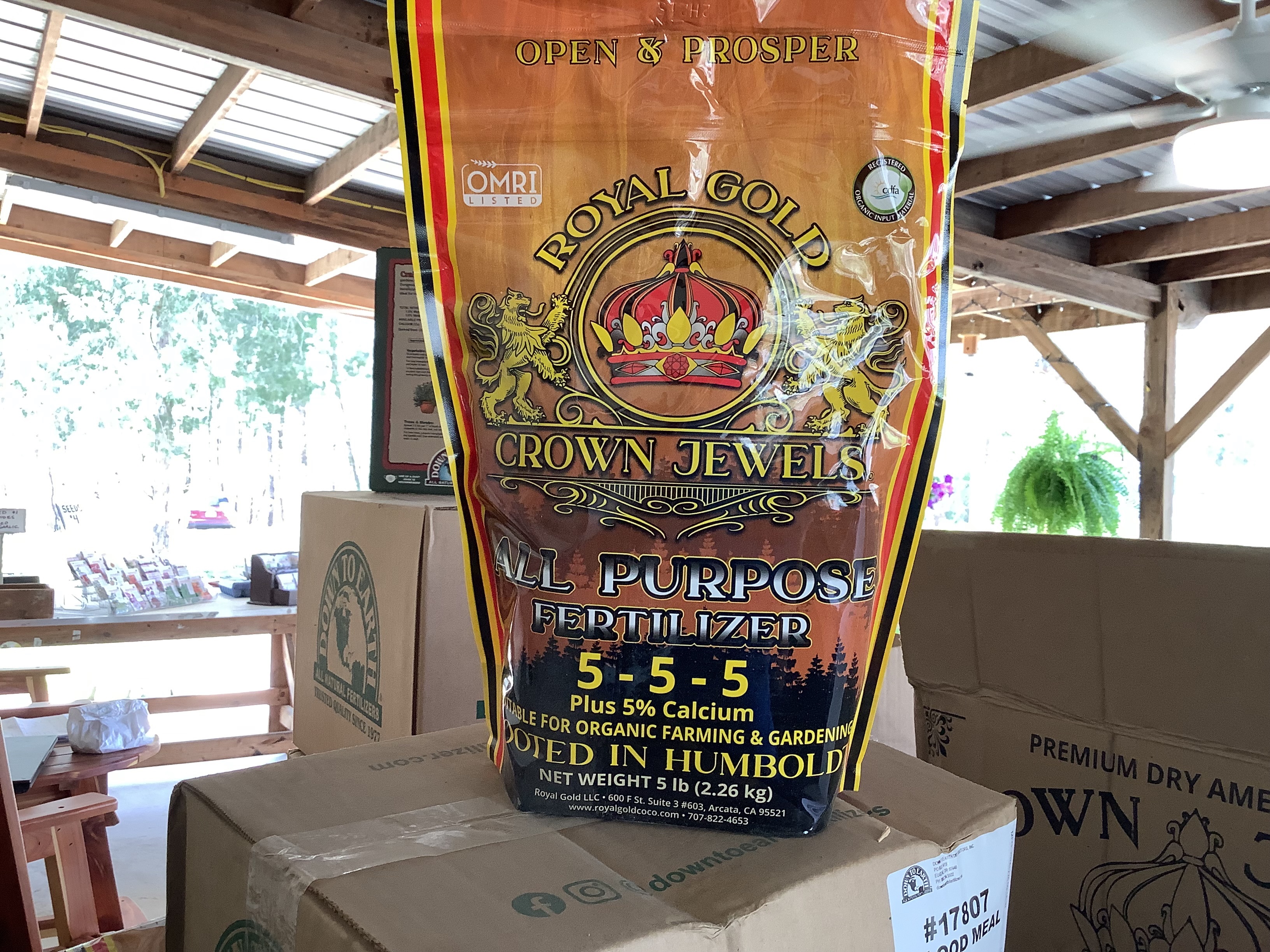 Organic Fertilizer, Royal Gold 5-5-5 (5 lb)