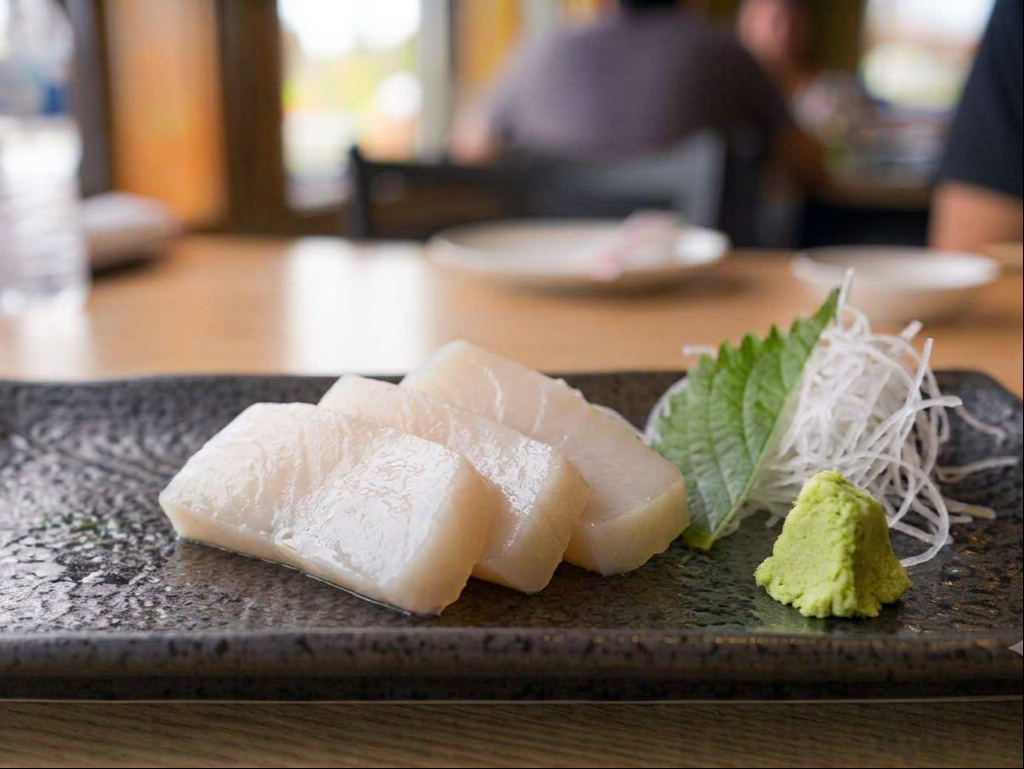 Escolar (Super Tuna) Sashimi 6pc.