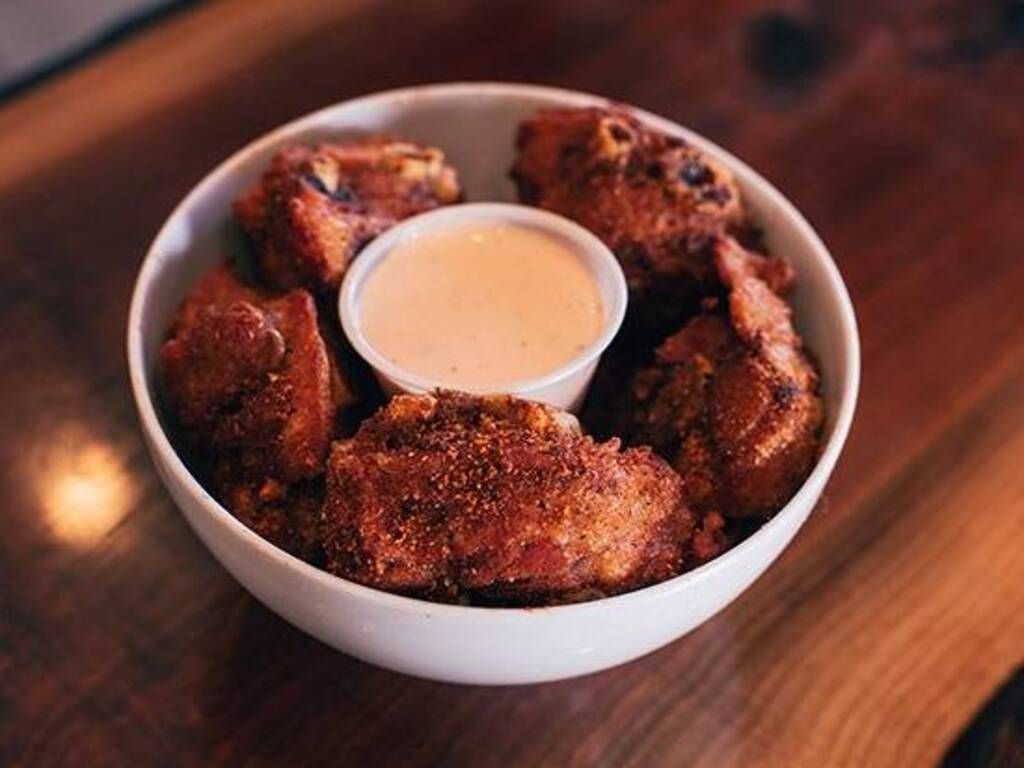 Wing Bites &amp; Sauce (cloned)