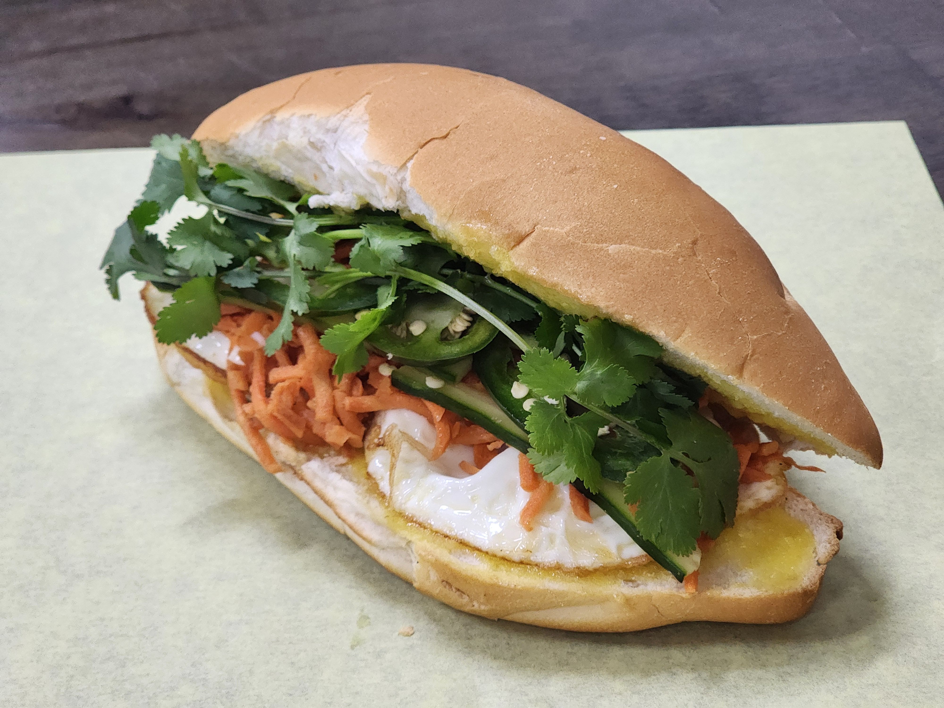 B3. Egg Sandwich(bread)