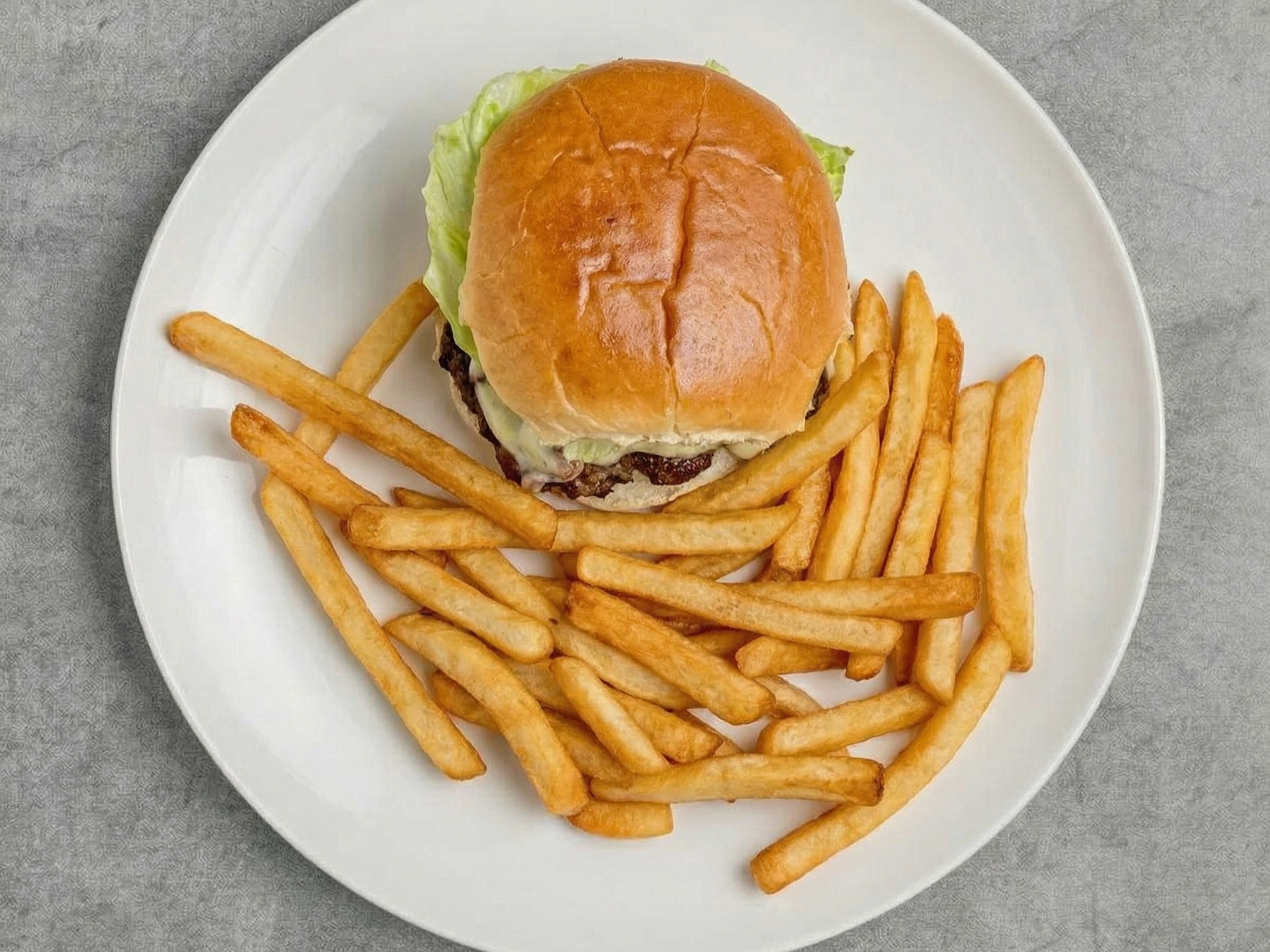 Royal Bacon Cheeseburger.