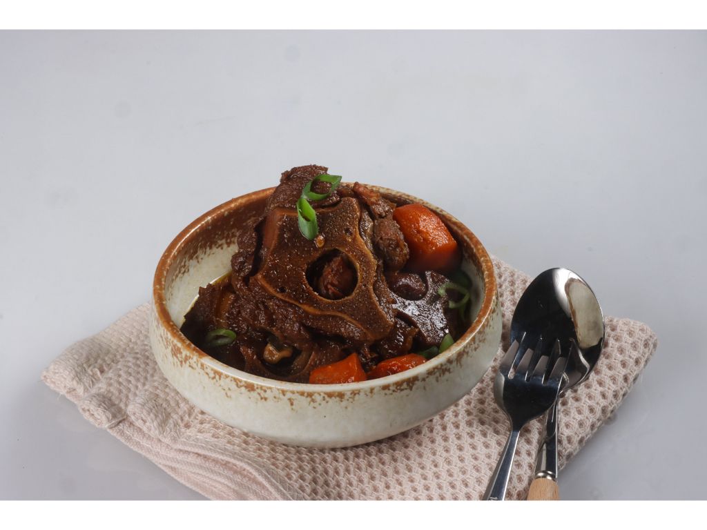 Side of Ox-Tail Bowl.