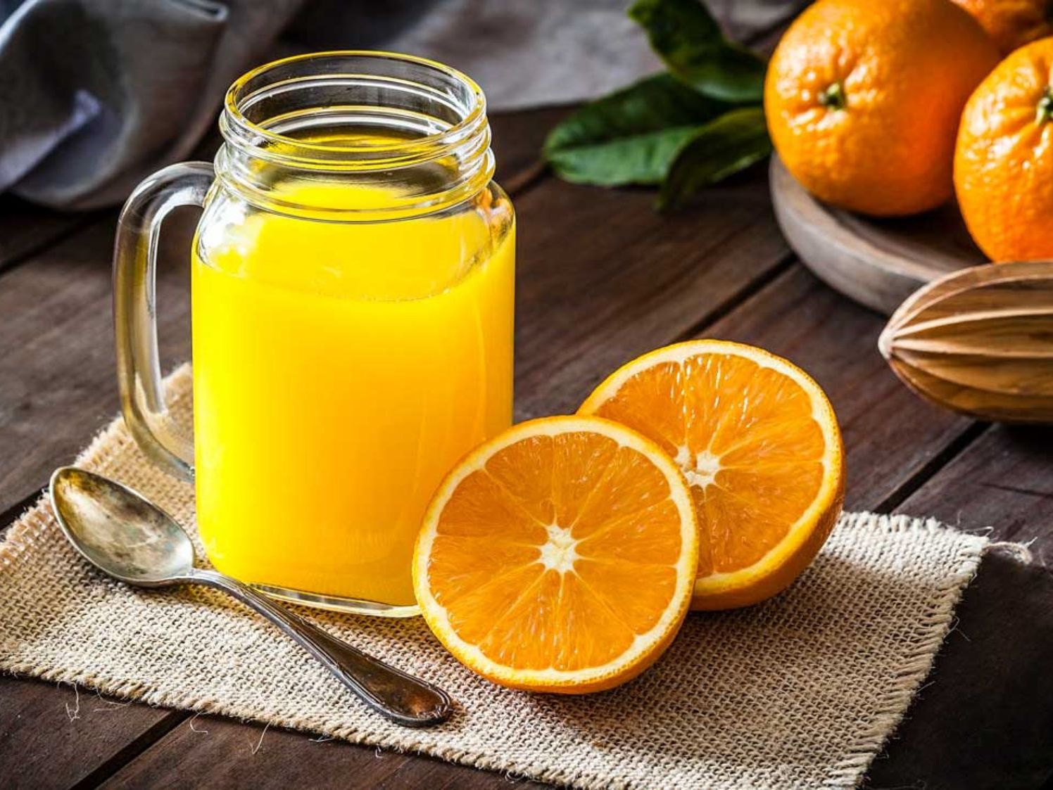 LARGE FRESH ORANGE JUICE 24oz.