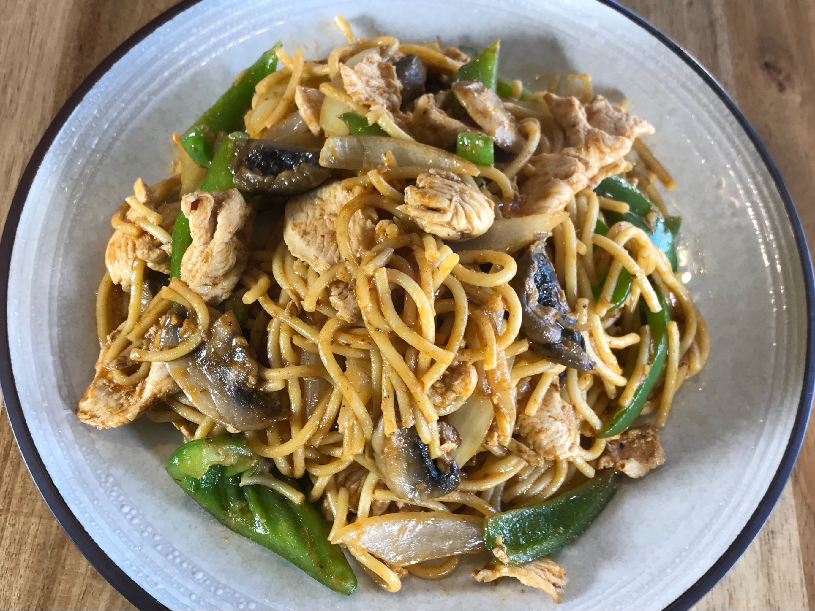 SPAGHETTI RED CURRY.