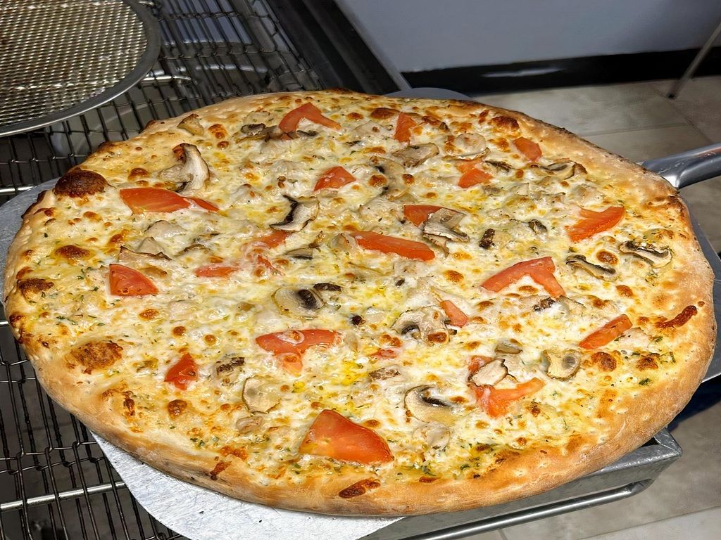 Alfredo Chicken Pizza.