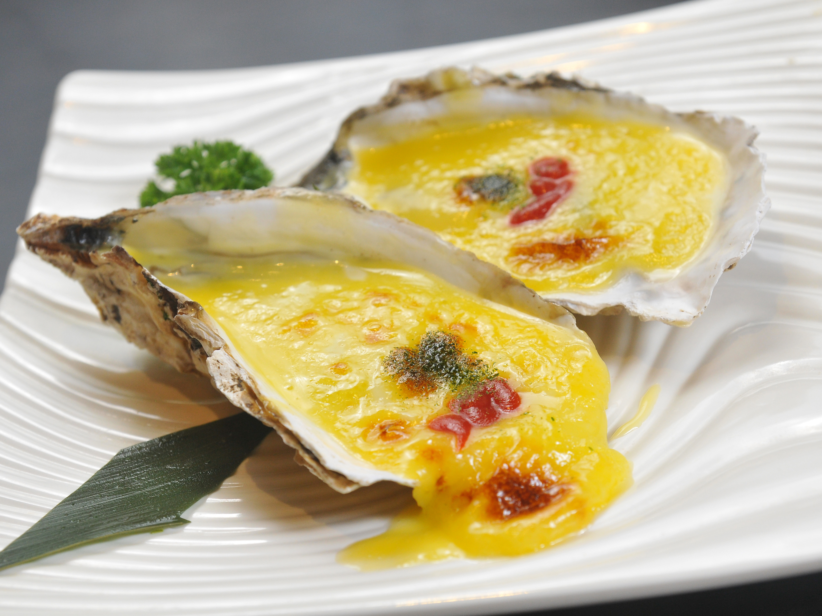 Grilled Reg Oysters (12 Oysters)