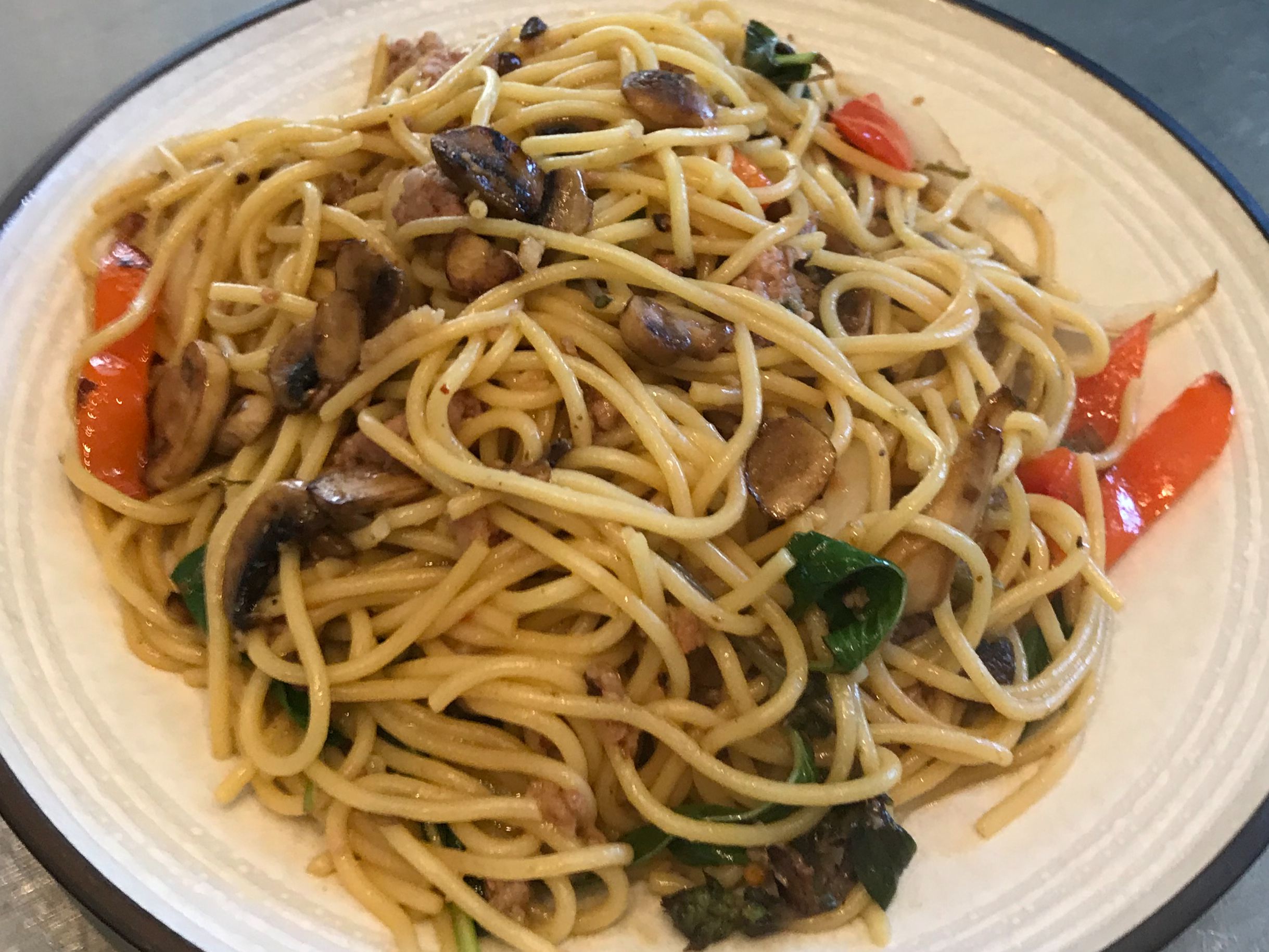 Spaghetti Thai Sausage สปาเก็ตตี้ไส้อั่ว.