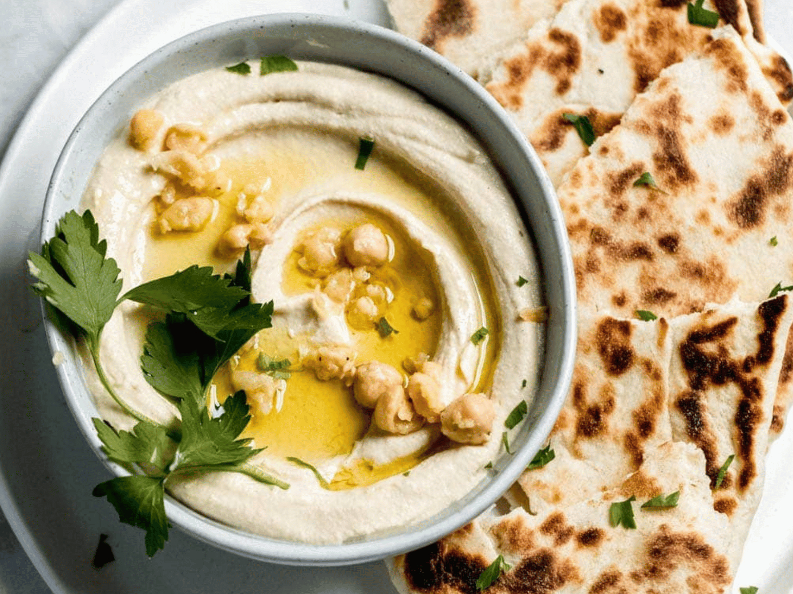 Hummus Special W Naan.