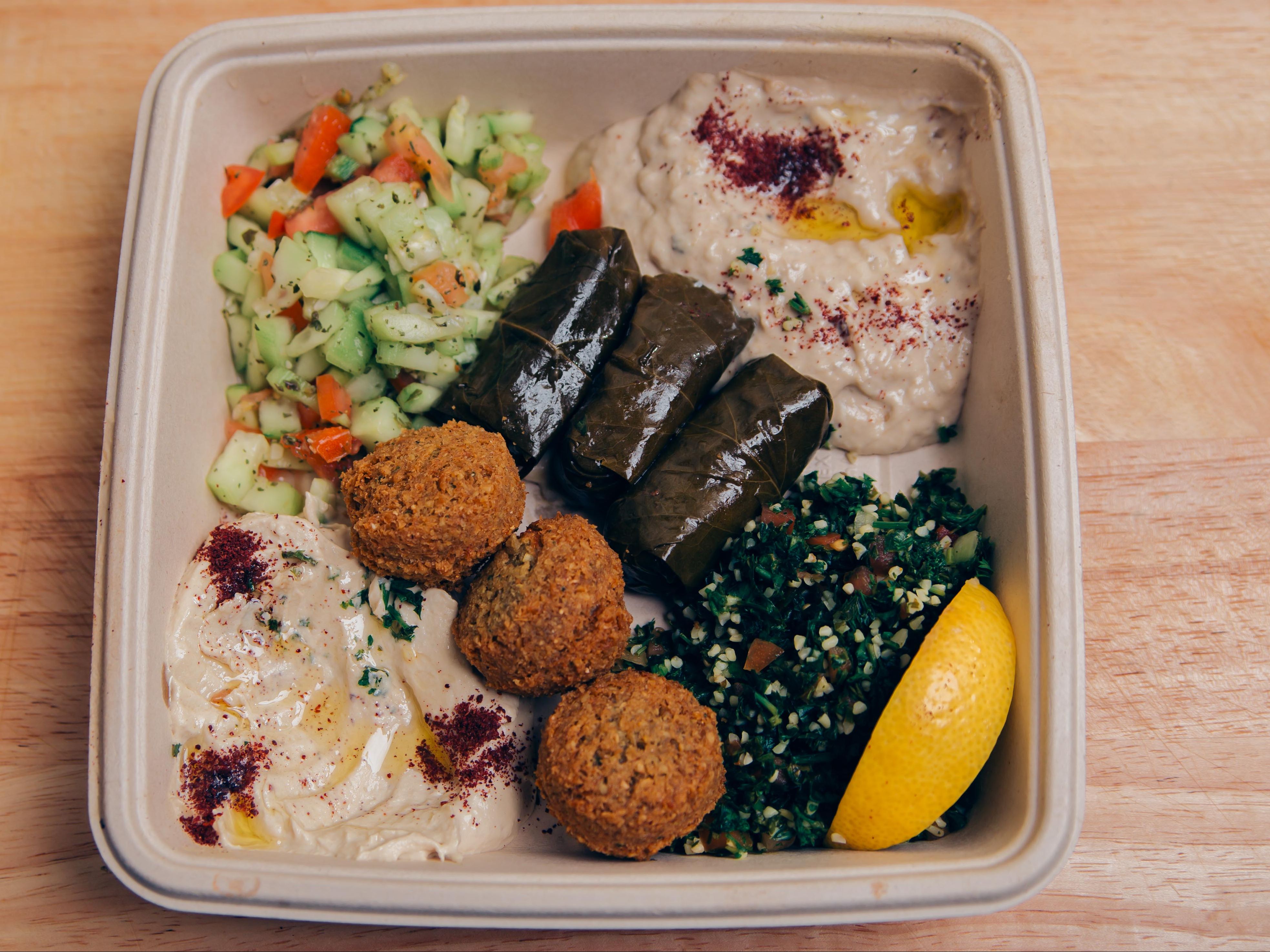 Veggie Combo Plate.