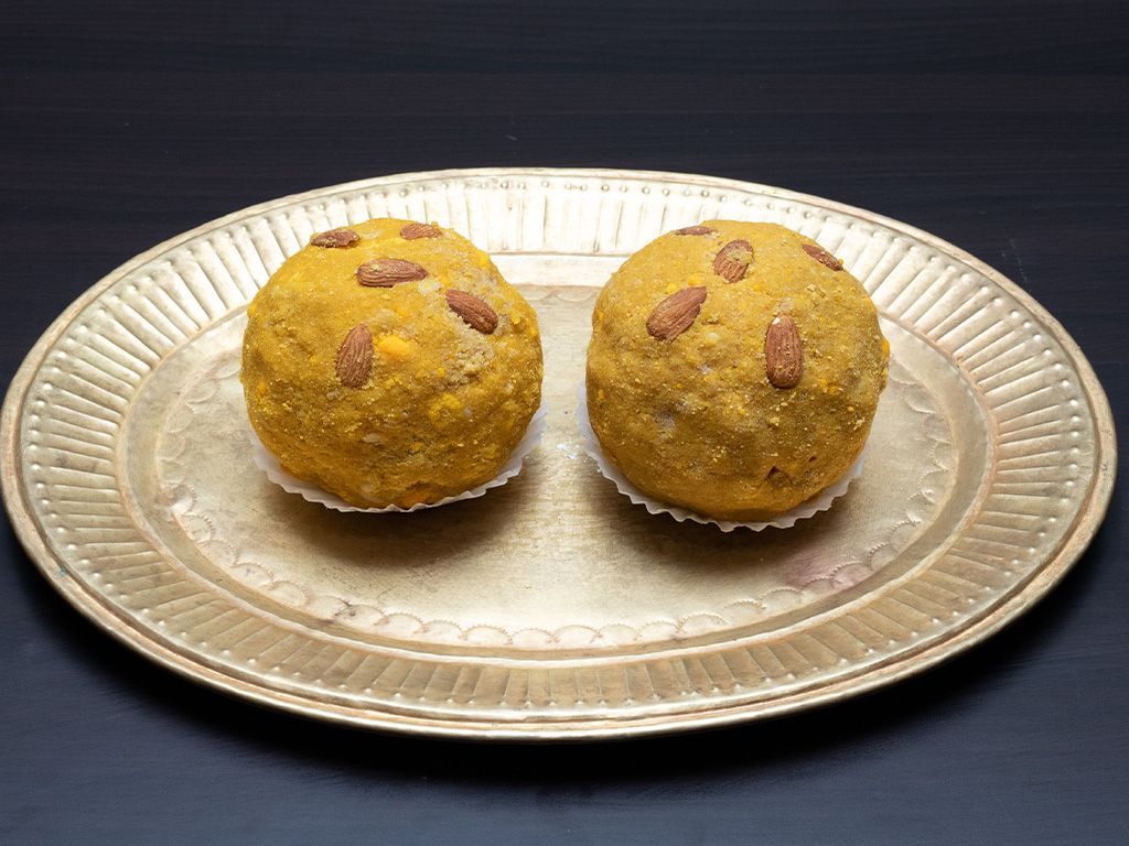 Besan Laddu.