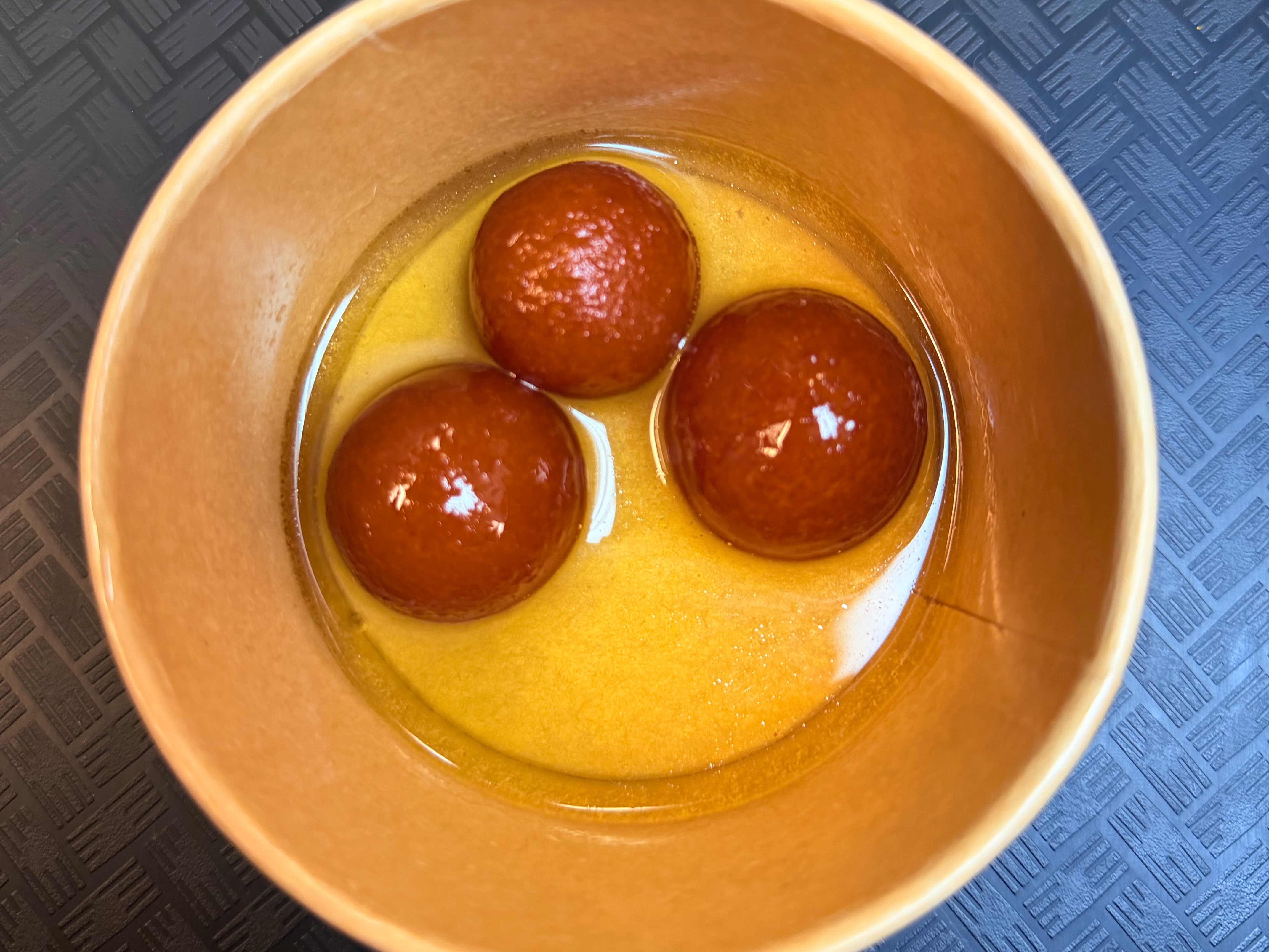 Gulab Jamun 3pcs.