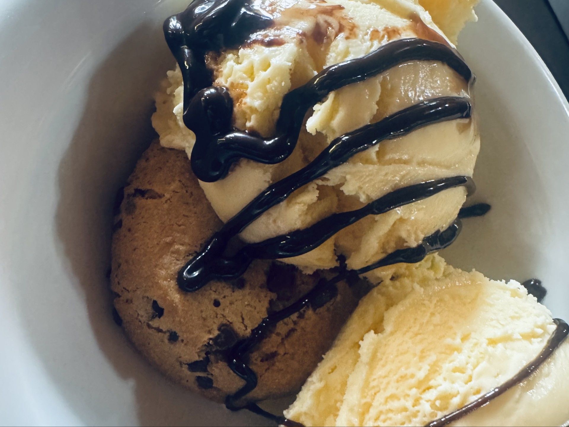 Chocolate Chip Cookie Sundae (GF).