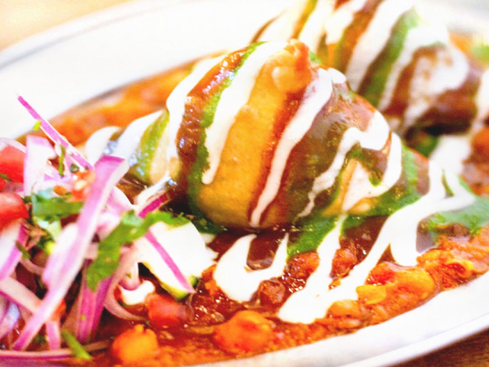 SAMOSA CHAAT.
