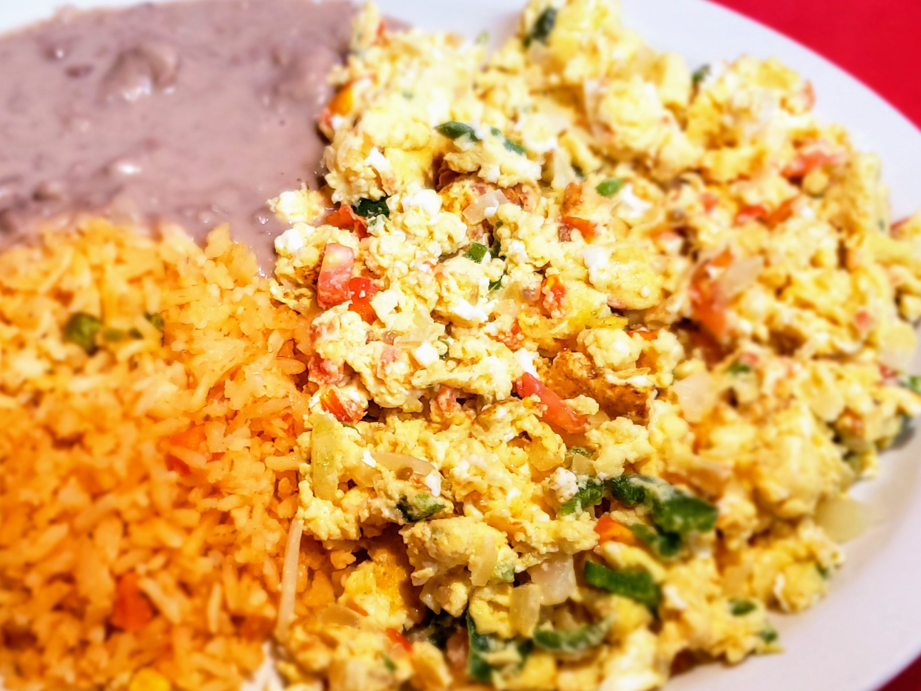 Huevos A La Mexicana Combo.
