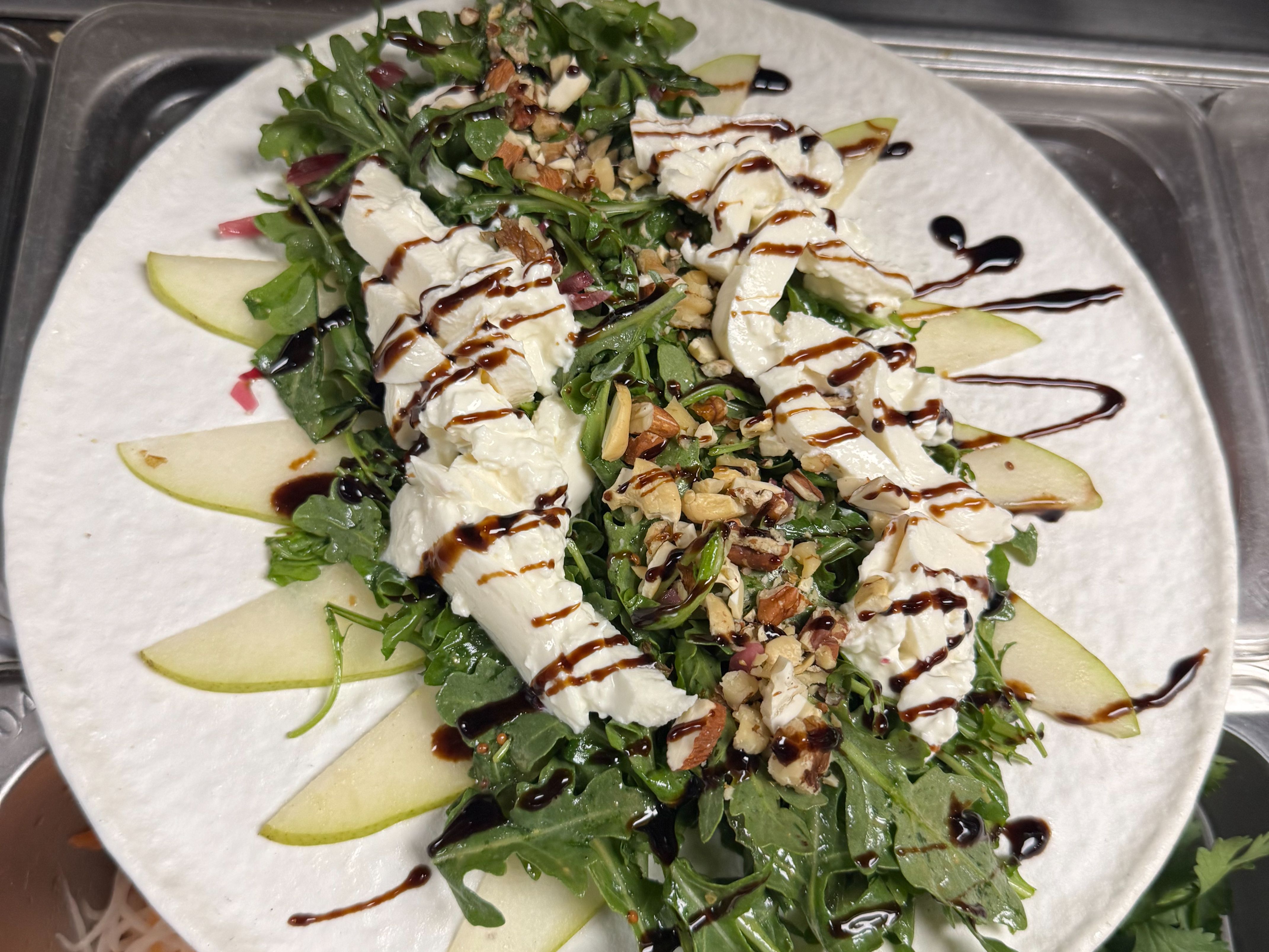 BURATTA & PEAR SALAD.