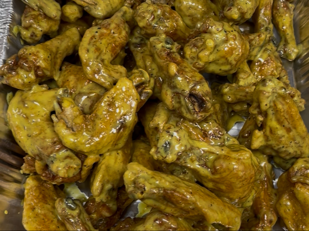 100 Flavored Wings